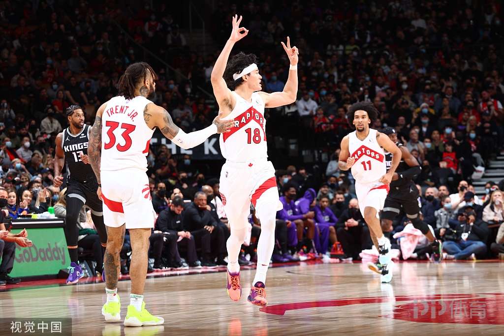 爱游戏官网-猛龙险胜热火，福克斯扛起全队