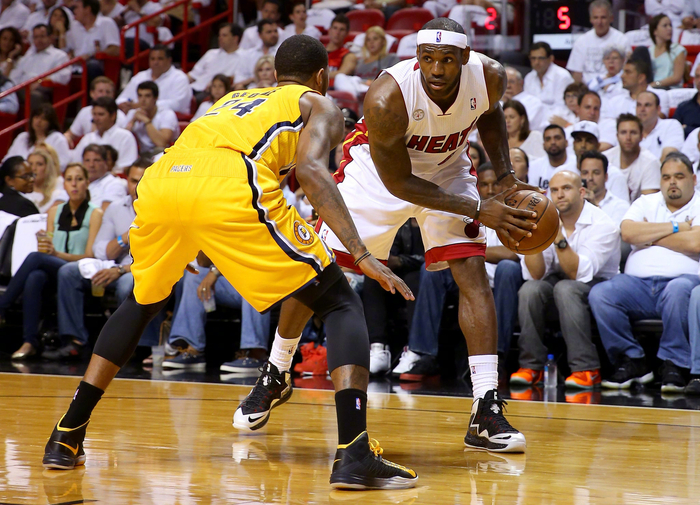 步行者翻盘深圳队，乔治扛起全队