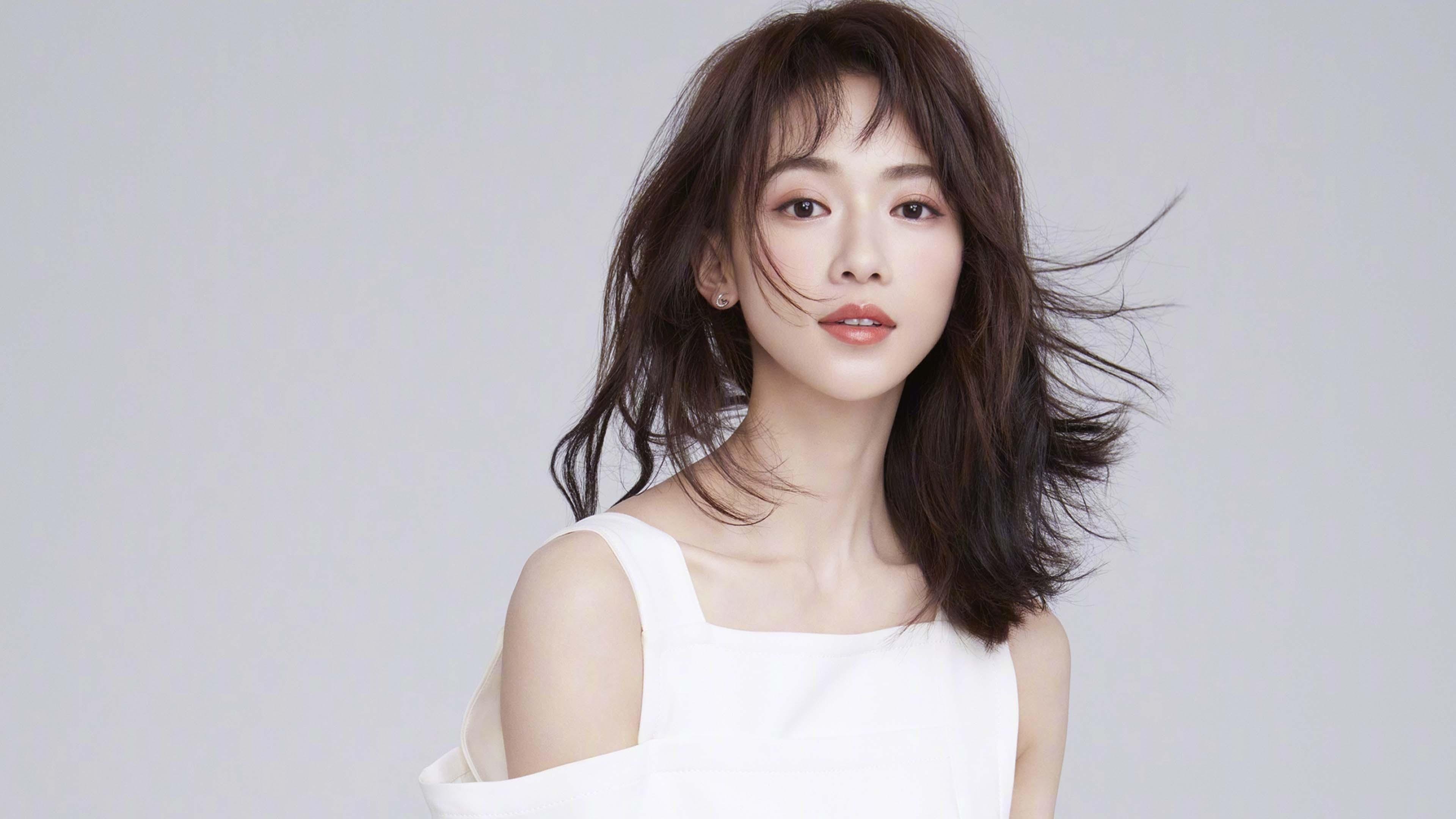 当克利夫兰的钢铁洪流席卷岭南,米切尔49分降维打击,骑士跨联赛碾压广东