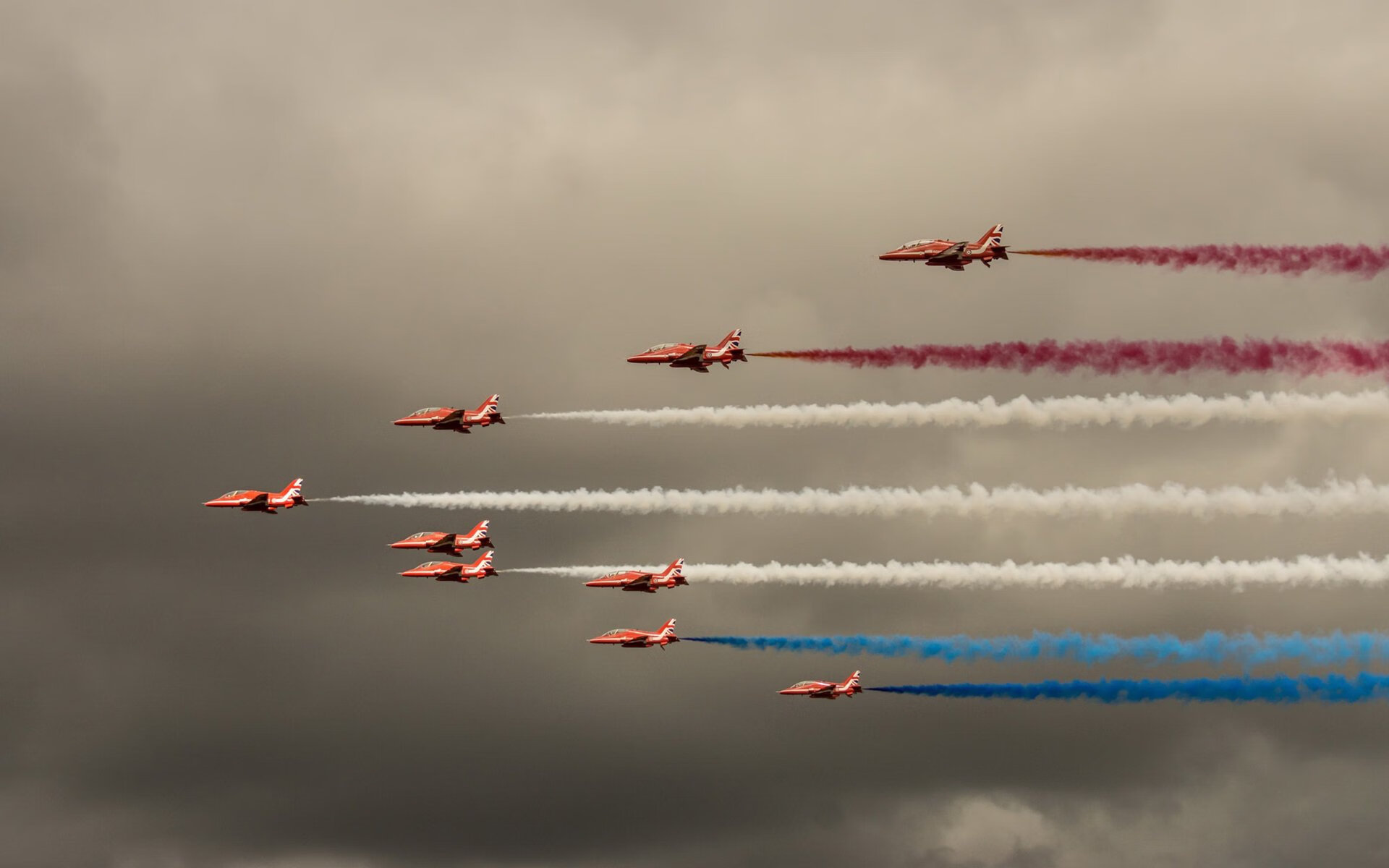 跨界主宰，从篮球场到F1赛道，老将的接管艺术